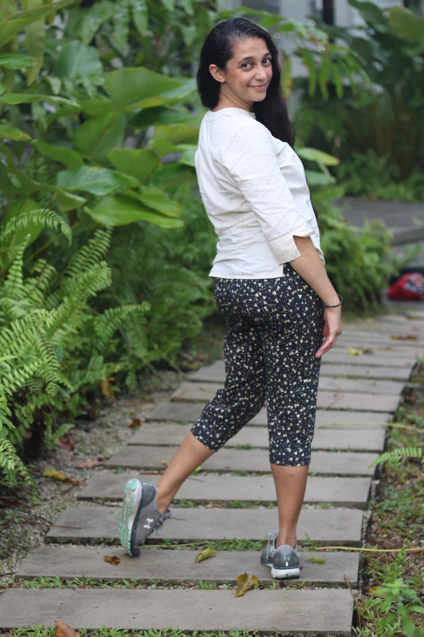 Four Seasons Joggers (Adult Curve Fit)