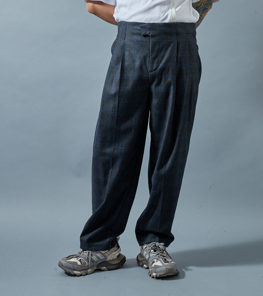 Tapered Trousers (Le 1300)